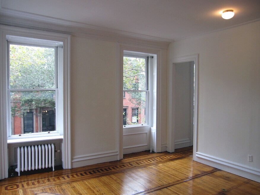 93 Remsen Street
