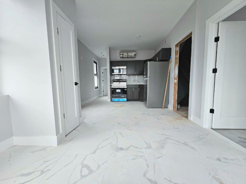 Foto principal - 226 Roseville Ave