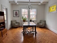 80 Montrose St