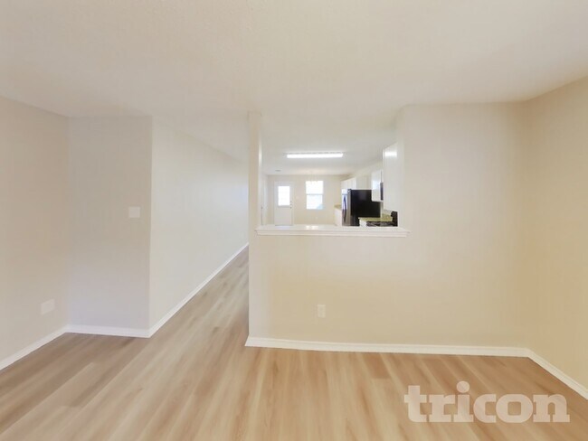 Foto del edificio - 9201 Riding Stable Ln