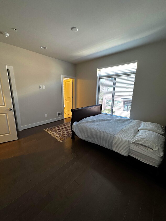 5161 Carters Ln, Alexandria, VA 22311 Townhome Rentals in Alexandria VA