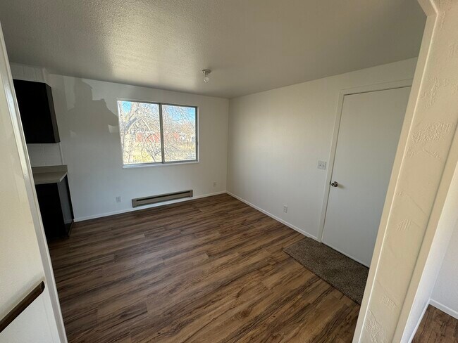 Comedor - 355 E 400 S