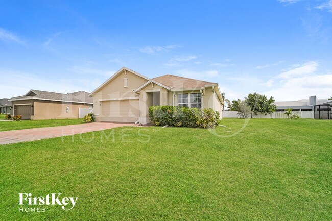 Foto del edificio - 1622 SW 27th St