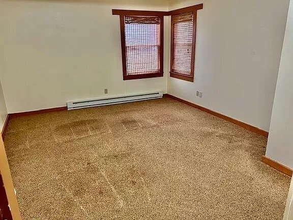 Building Photo - Charming 3-Bedroom Home with Spacious Layo...