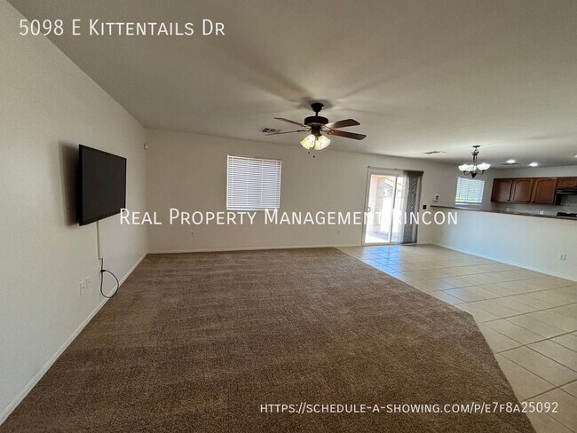 Foto del edificio - 5098 E Kittentails Dr