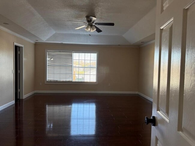 Foto del edificio - 3208 Fairfield Dr