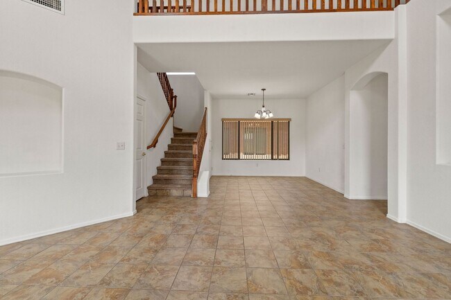 Building Photo - Nice Two-Story Family Home In Rita Ranch w...