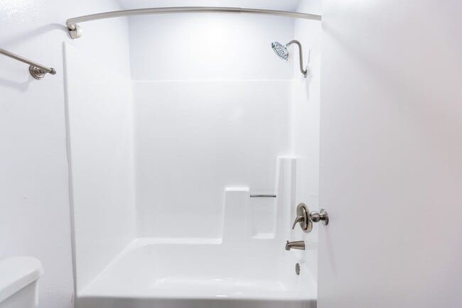 Interior Photo - 2039 North Las Palmas Ave