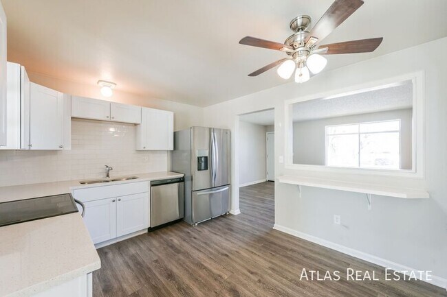 Foto del edificio - 15876 E Cornell Pl