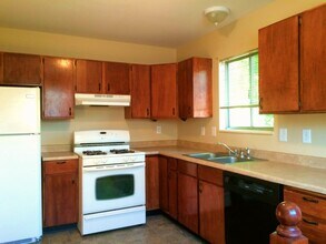Building Photo - 445 S 600 E