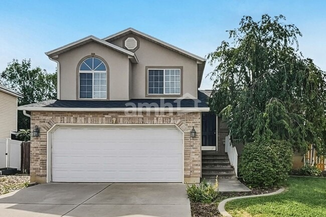 Building Photo - 4154 Westlake Dr