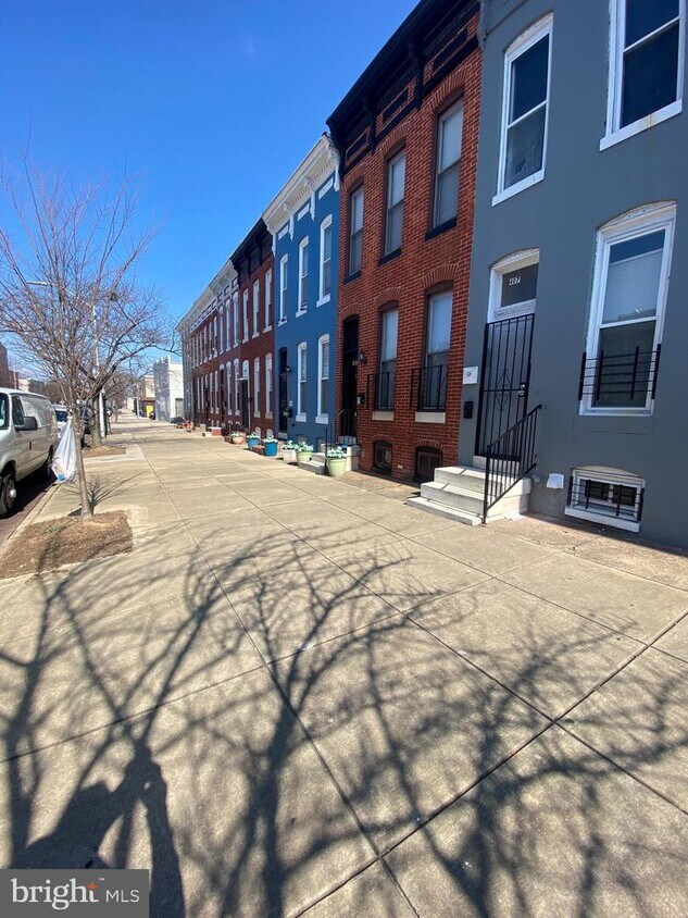 Foto principal - 407 N Collington Ave