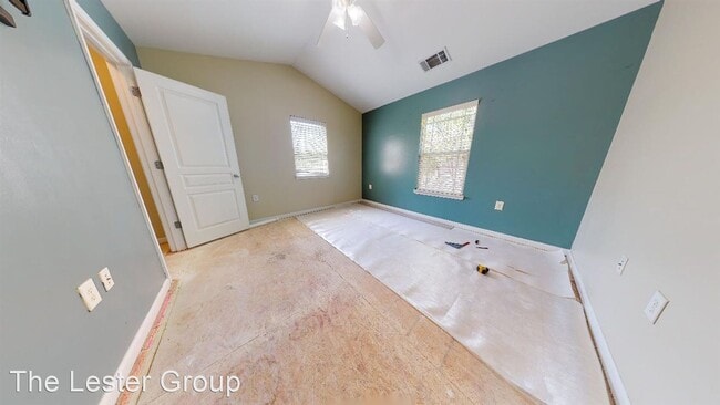 Building Photo - 2 br, 2.5 bath House - Woodlands townhome ...