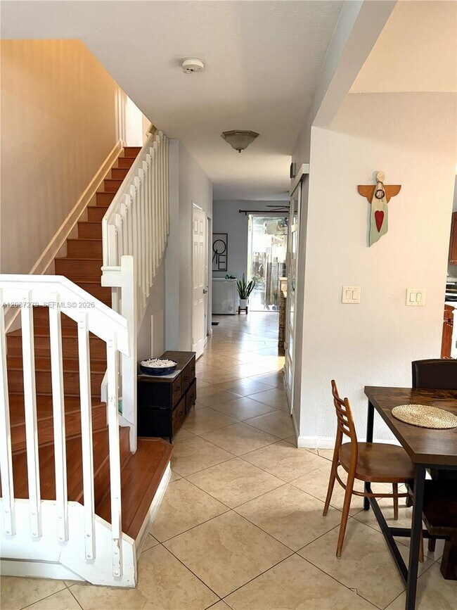 Foto del edificio - 9239 SW 227th St