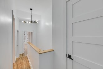 Building Photo - 1506 N Stillman St