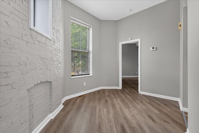 Foto del edificio - 2223 Rutger St.