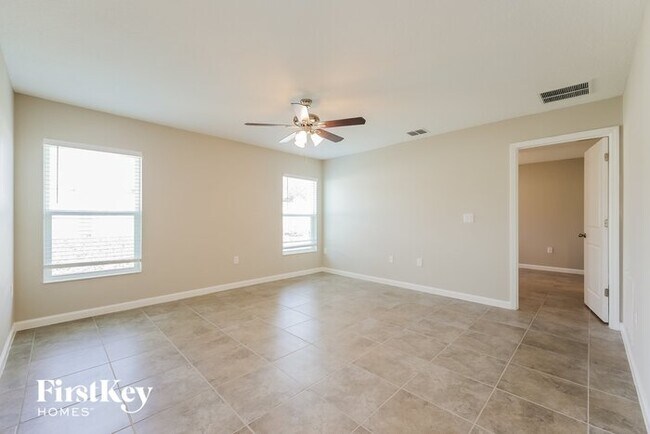 Foto del edificio - 615 Lindbergh Way