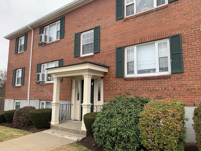 Photo - 27 N Union St (Arlington, MA)