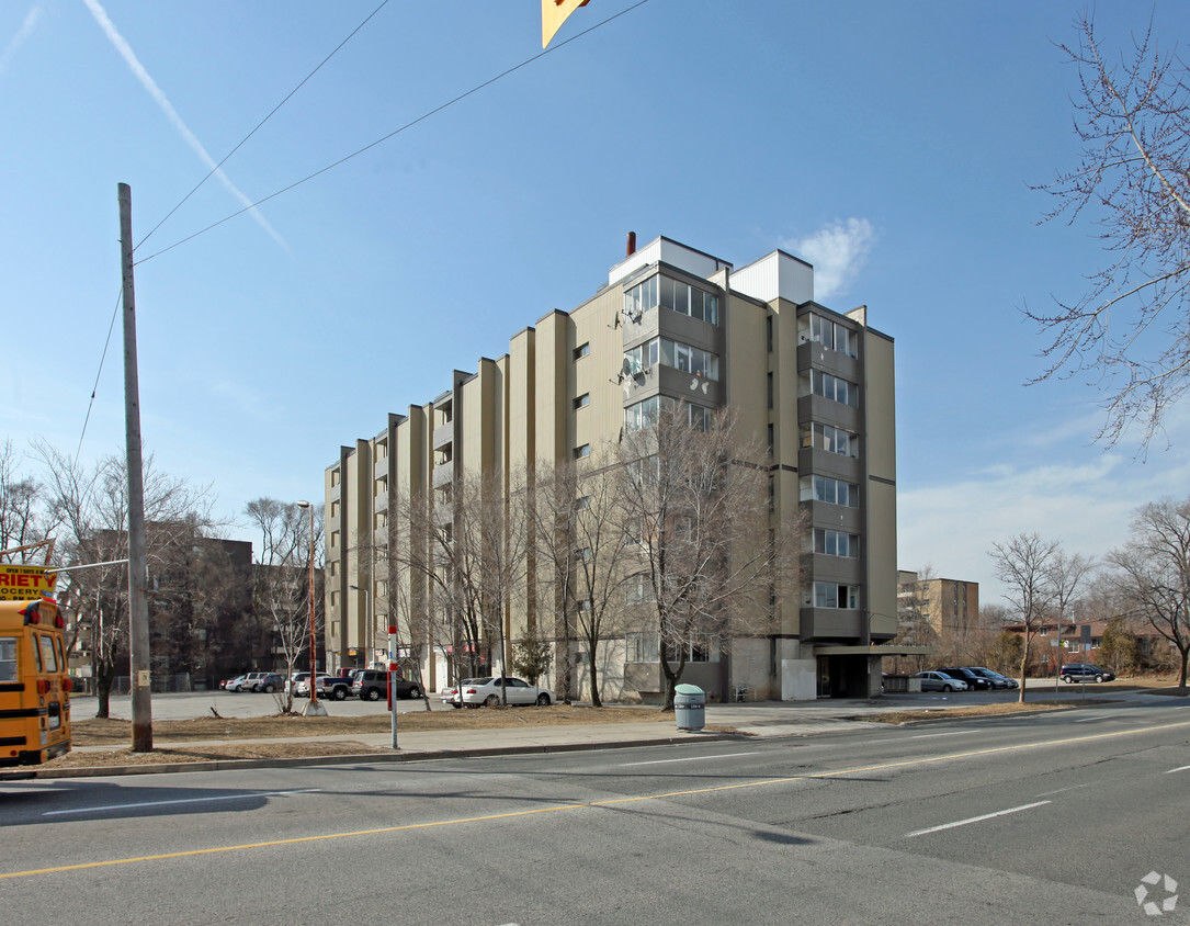 Primary Photo - Brimclair Apartments