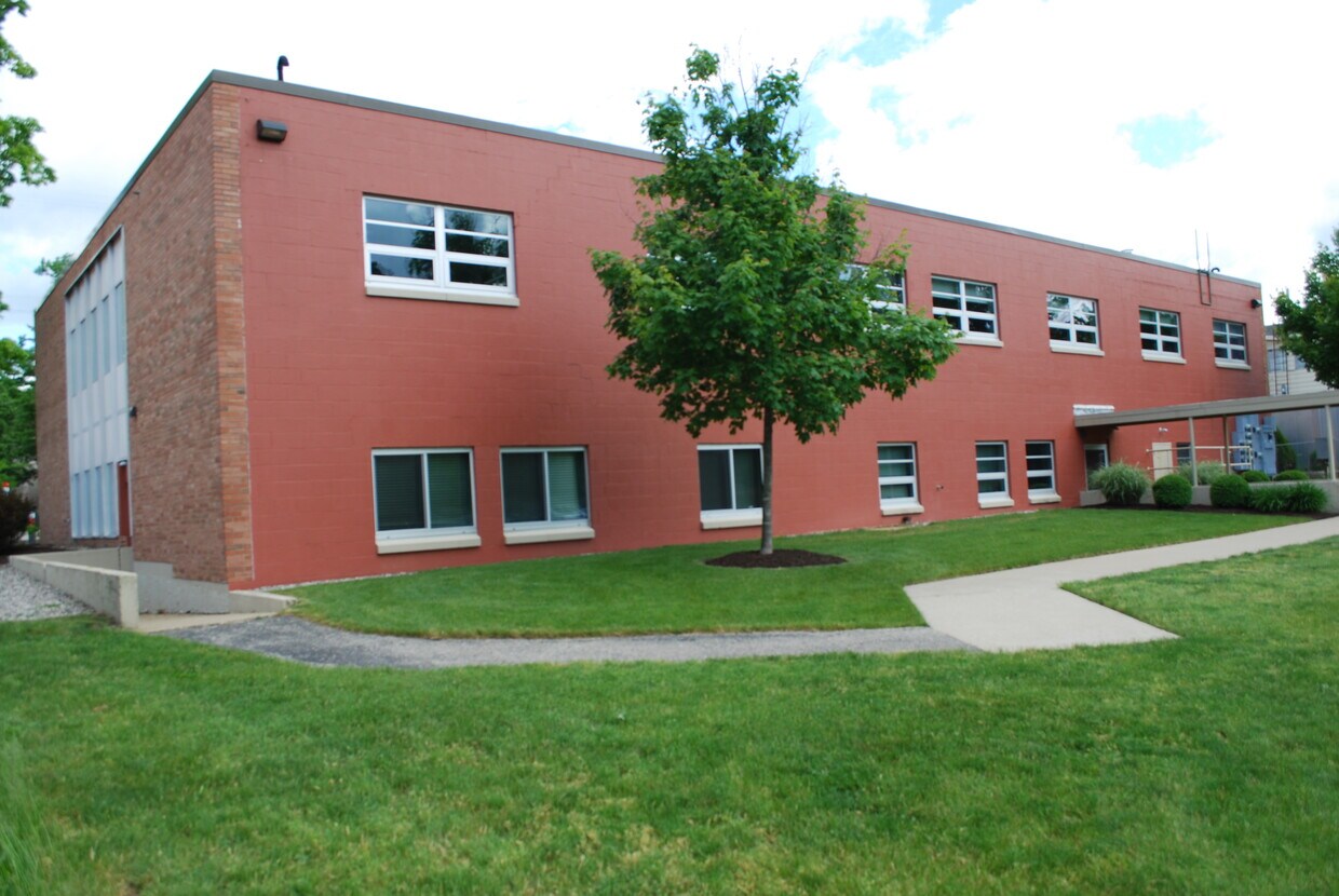 Foto principal - 822 Cherry St SE