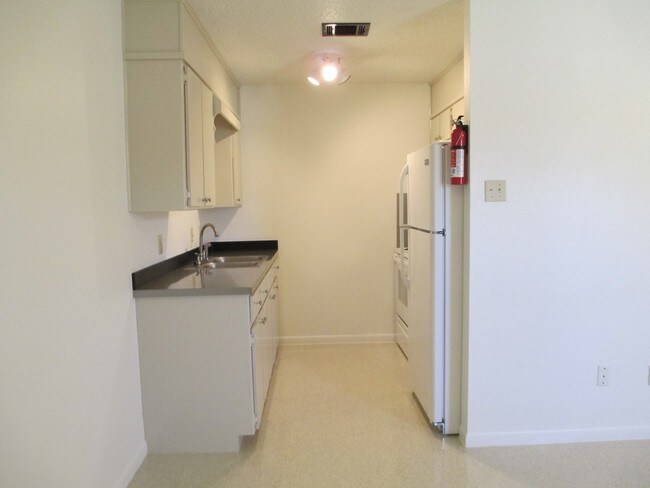 Foto del edificio - 2505 Herring Ave