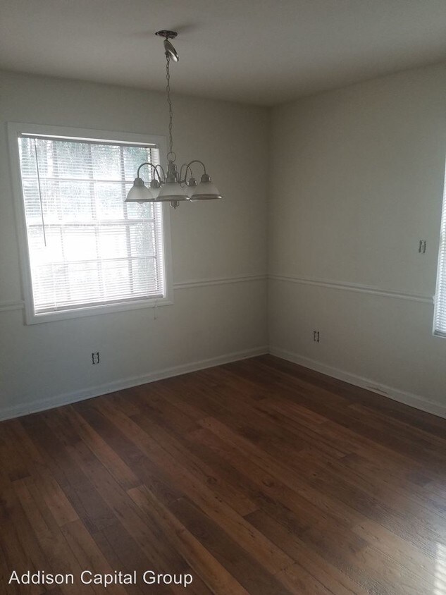 Building Photo - 3151 Harris Dr