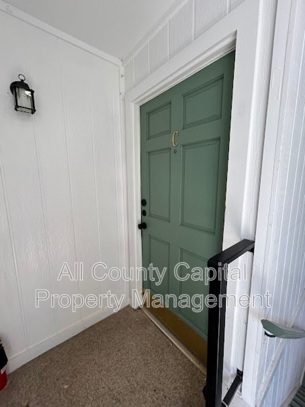 Building Photo - 3432 Willowrun Dr