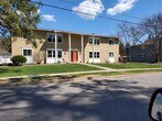 Primary Photo - 1810 Neupert Ave