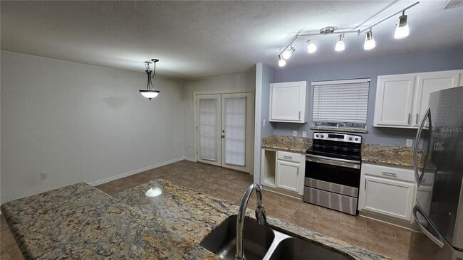 Building Photo - 9771 SW 52nd Rd