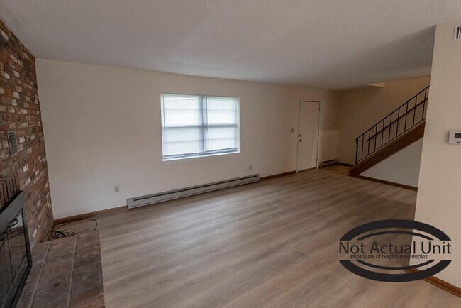Foto del edificio - 3314 Belle Meade Dr