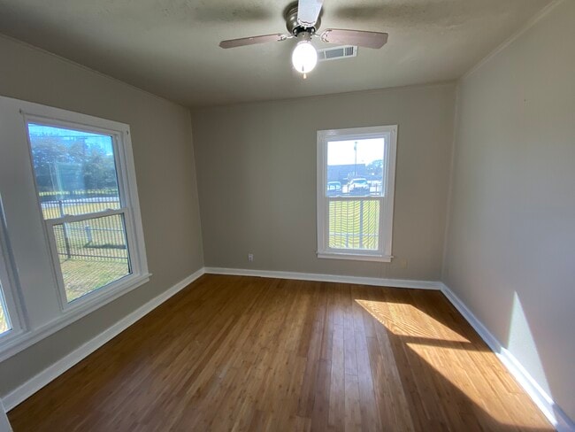 Bedroom #2. - 816 1st St