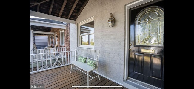 Building Photo - 353 Wesmond Dr