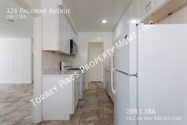 Foto del edificio - 326 Palomar Ave