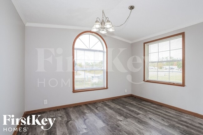 Building Photo - 597 Diamond Loop