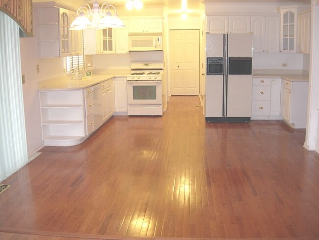 Foto del edificio - 5811 Constitution Ave