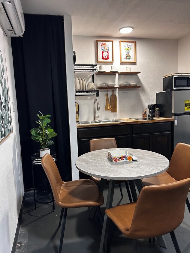 Foto del edificio - 16837 Kettle Creek Dr