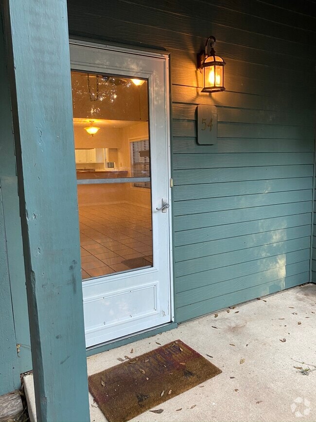 Summer Oaks Townhomes Apartments for Rent with Utilities Included