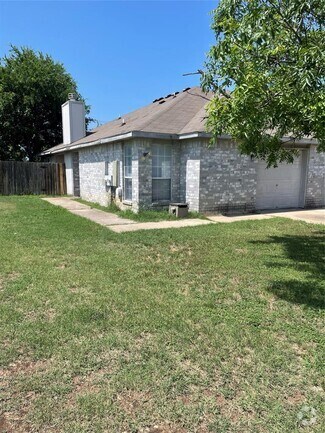 Building Photo - 105 Axis Deer Trail