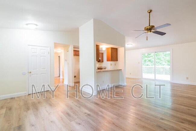 Building Photo - 7821 Cloughy Cir