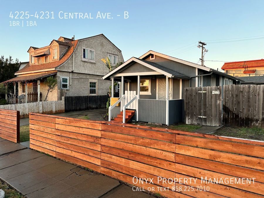 Foto principal - 1 bedroom 1 bath Unit in City Heights. Wal...