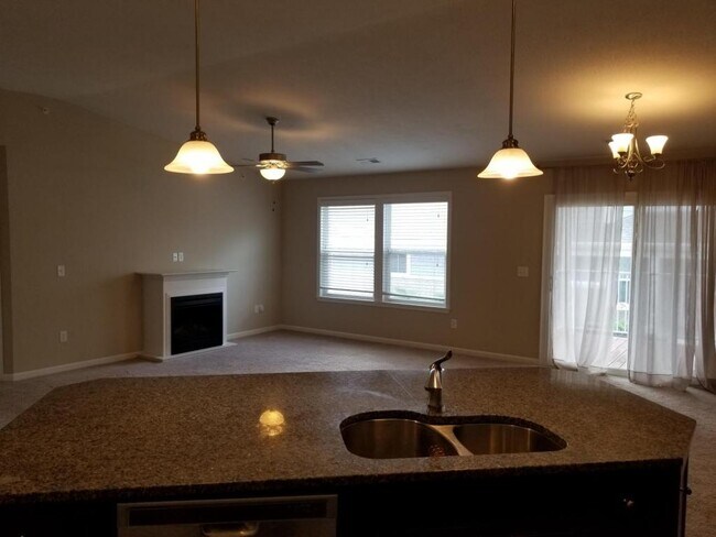 Building Photo - 14 Waterhaven Way_