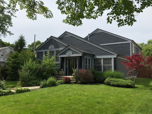 Building Photo - 1524 Gregory Ave
