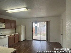 Building Photo - 19 Moondance Hill