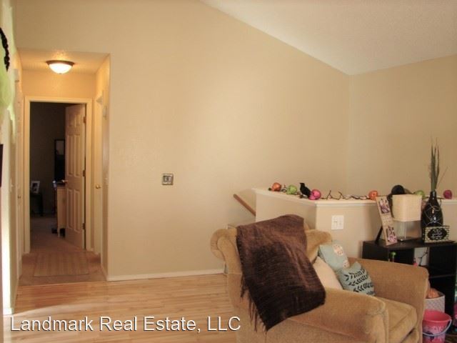 Building Photo - 4 br, 2 bath House - 5280 Bradley Circle