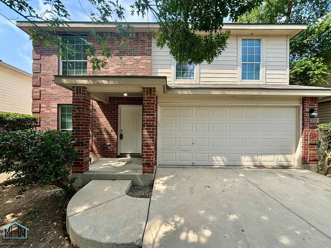 Big & Beautiful 5 bed/3.5 bath 2 Story hom... - Big & Beautiful 5 bed/3.5 bath 2 Story hom...