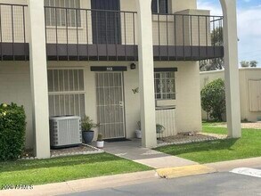 Building Photo - 131 N Higley Rd
