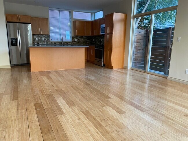 Foto del edificio - 8623 23rd Ave NE