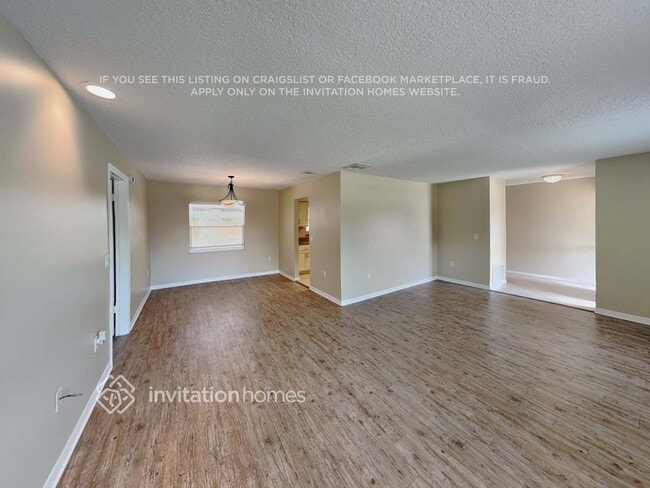 Building Photo - 8140 Caraway Dr