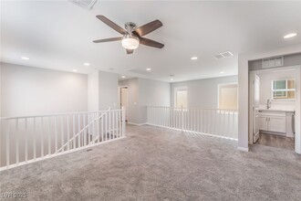 Building Photo - 10602 Enridge Ave