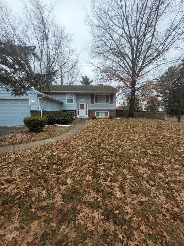 5039 Chatsworth Rd, Toledo, OH 43614 House Rental in Toledo, OH